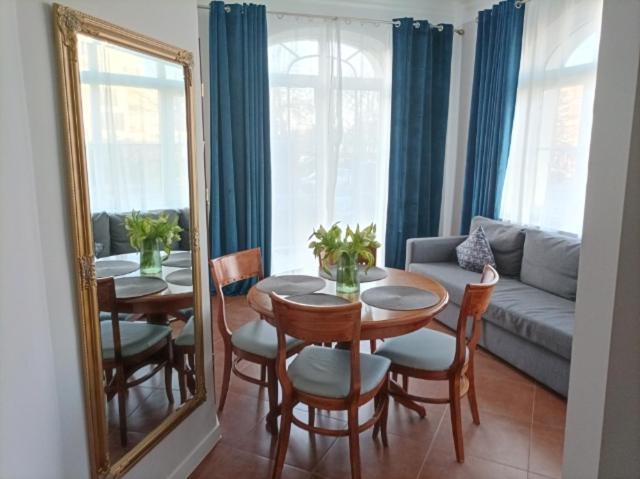 Apartament Uzdrowiskowa 7, ชวีโนวิชแจ ภายนอก รูปภาพ