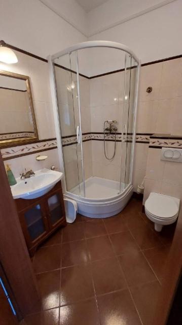 Apartament Uzdrowiskowa 7, ชวีโนวิชแจ ภายนอก รูปภาพ